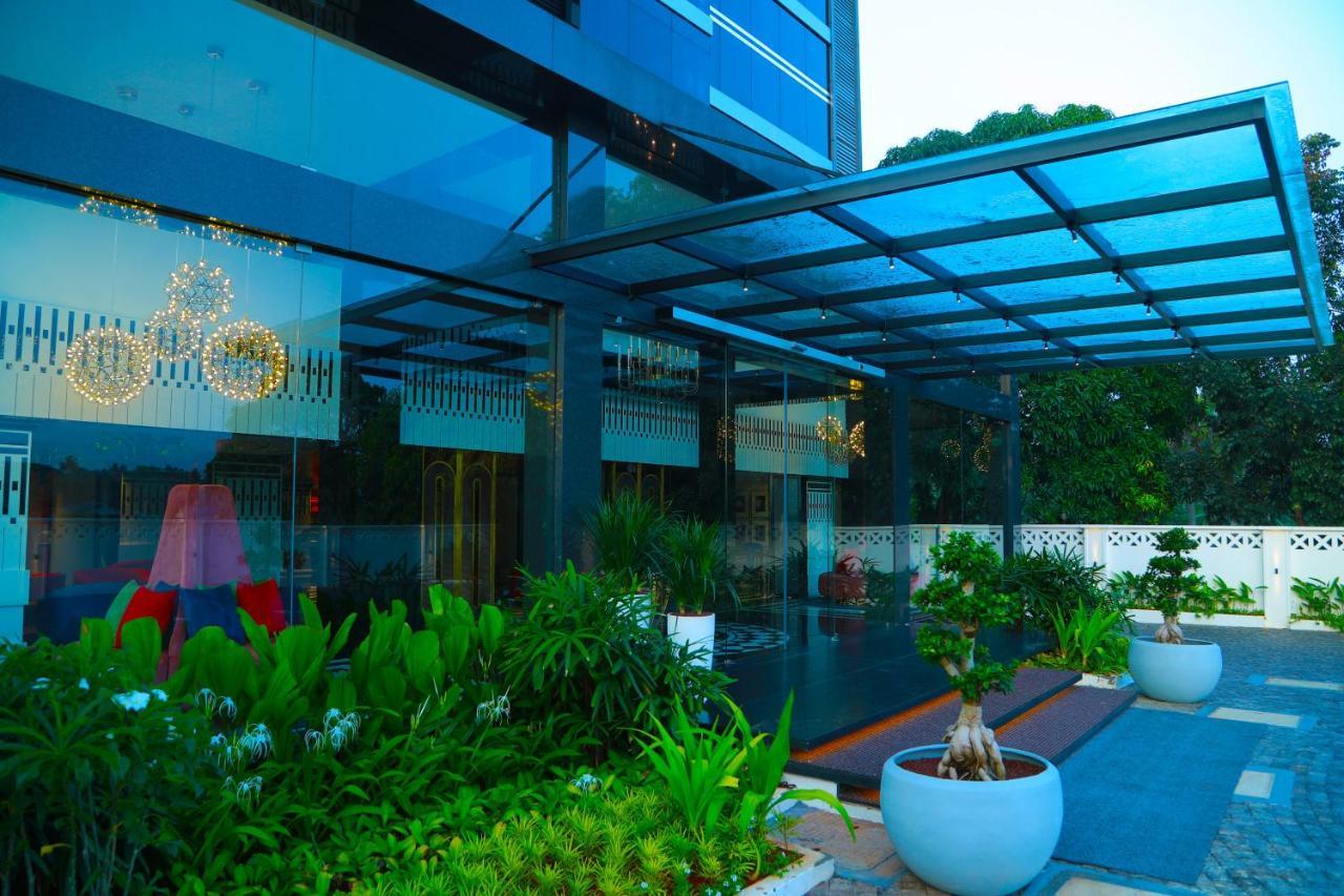 Noah Sky Suites Kochi 外观 照片